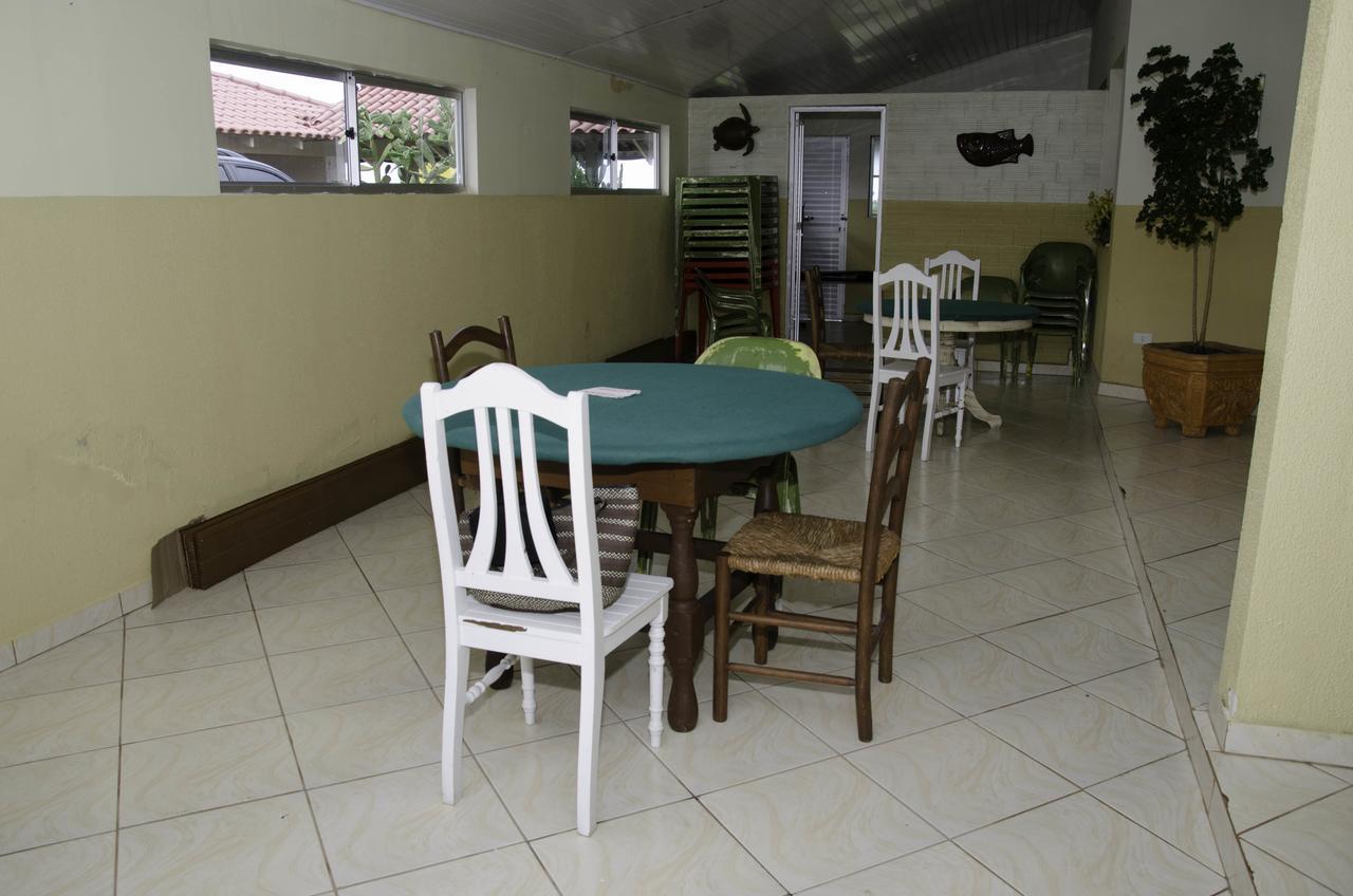Nils Hotel
